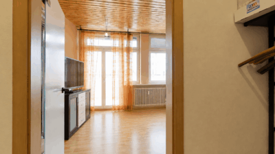 Attraktive 1,5 Zimmer Wohnung mit Stellplätzen in zentraler Lage von Mühlacker, 75417 Mühlacker, Etagenwohnung
